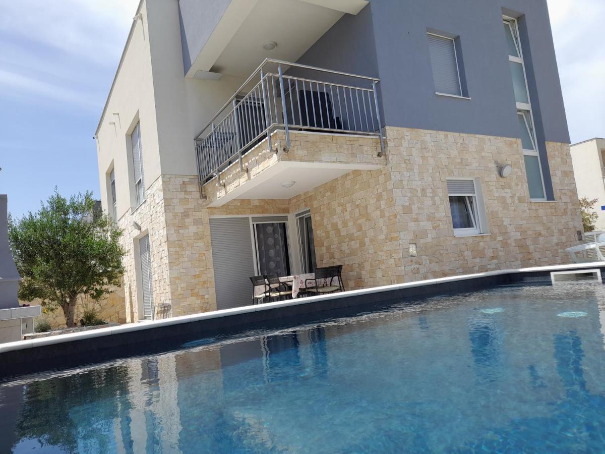 Villa Rosa Privlaka  Extérieur photo